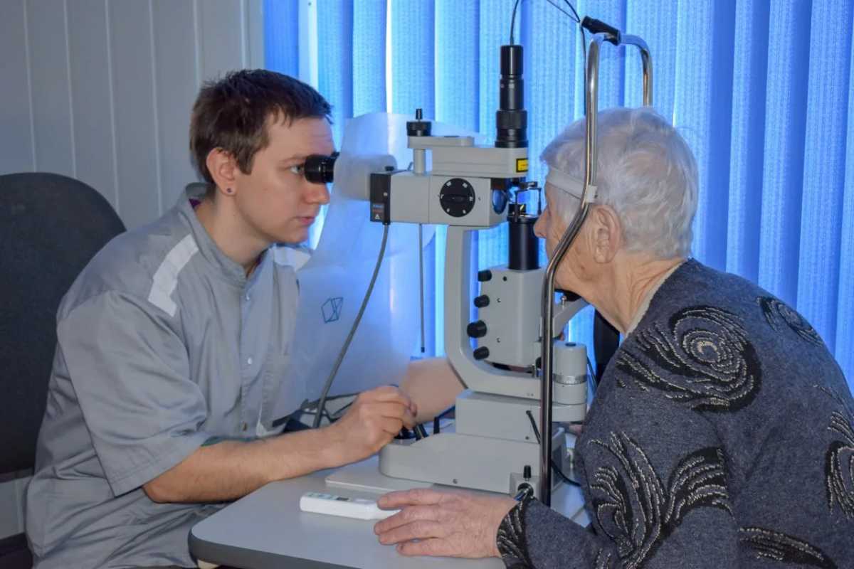 Новгородцы могут попасть на приём к узким специалистам в поликлиниках по субботам