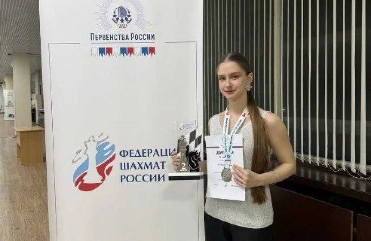 Новгородка Евгения Сатановская выиграла серебро первенства России по шахматам
