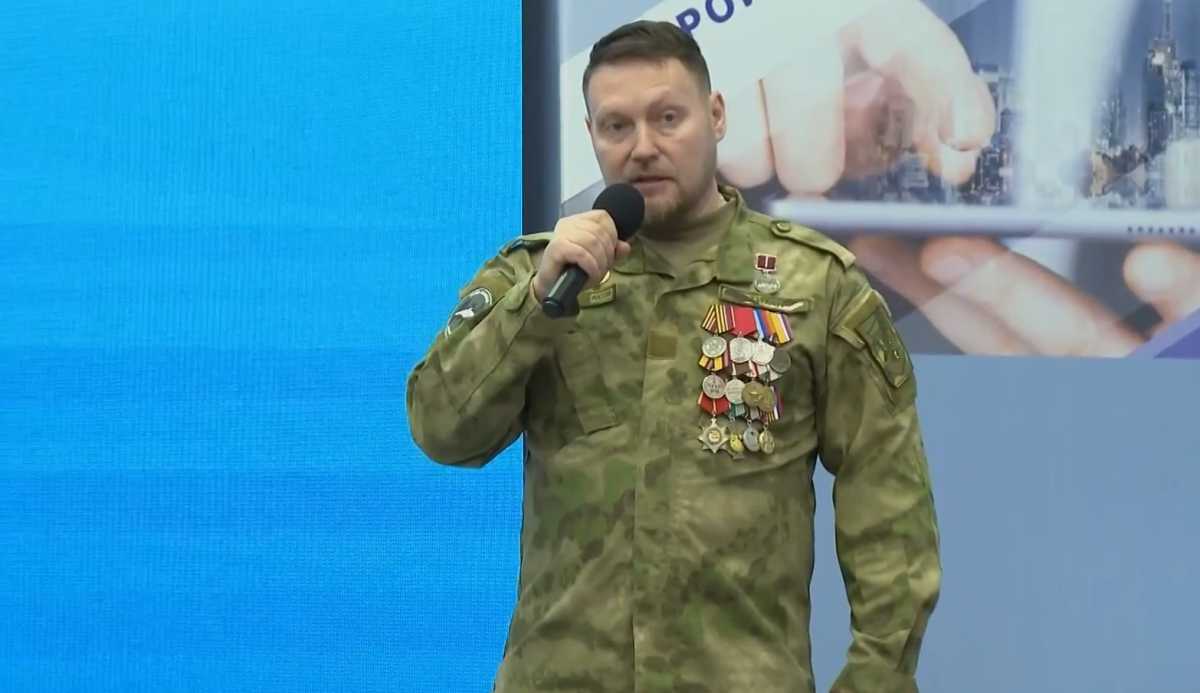 Ветеран СВО Андрей Павлов рассказал новгородским студентам о развитии беспилотных войск