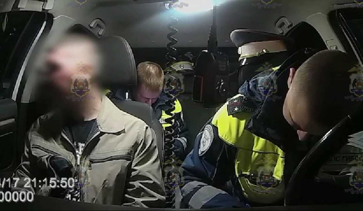 Отсидевший в колонии за многократную нетрезвую езду новгородец устроил пьяное ДТП