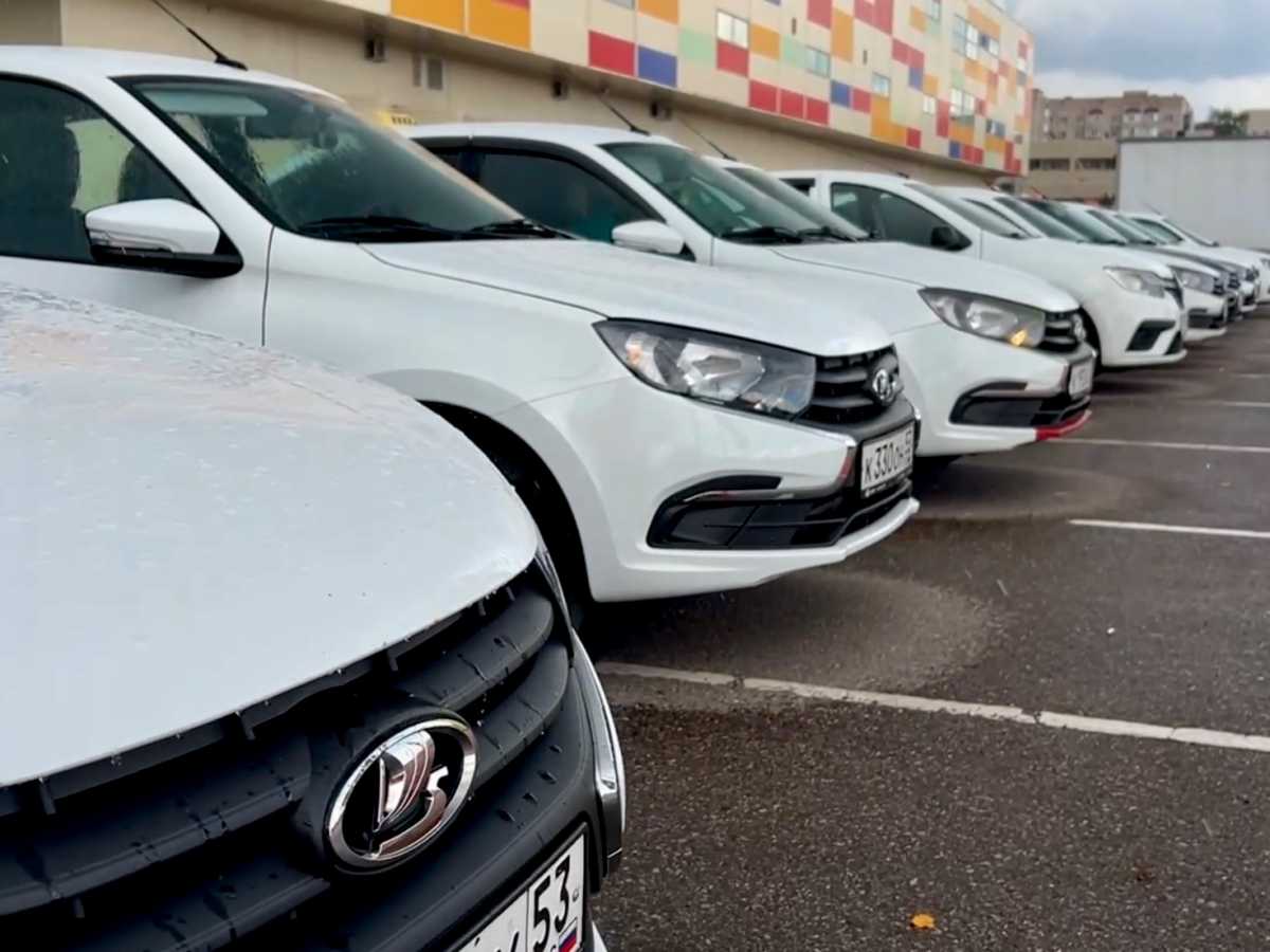 Минпромторг России определил перечень авто, которые можно использовать в такси