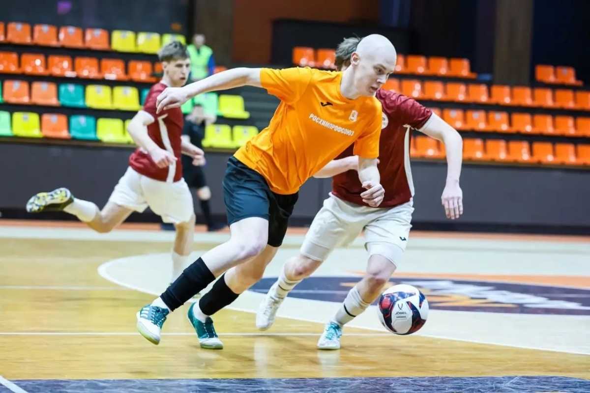 Новгородские студенты стали вторыми на Кубке ОФФ «Северо-Запад» по футзалу