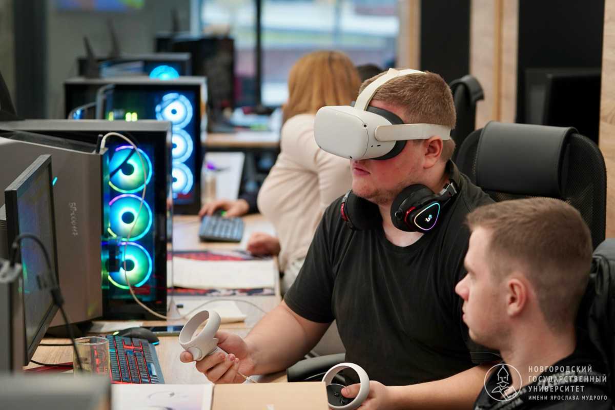 В НовГУ создали ИИ-систему для слежения за вниманием фиджитал-спортсменов