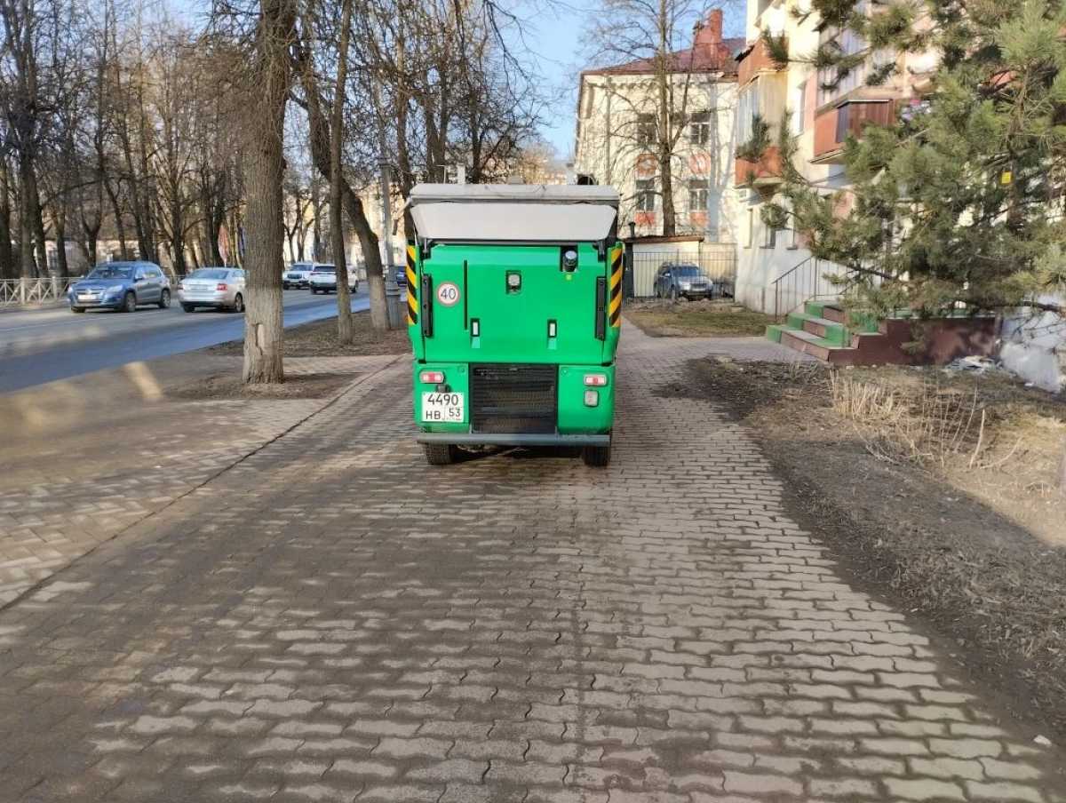 К 1 апреля Великий Новгород должны привести в порядок после зимы