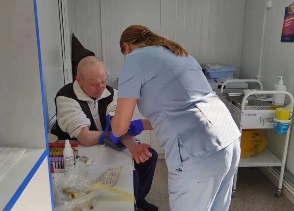 Более 25 тысяч новгородцев прошли обследования в передвижных медкомплексах