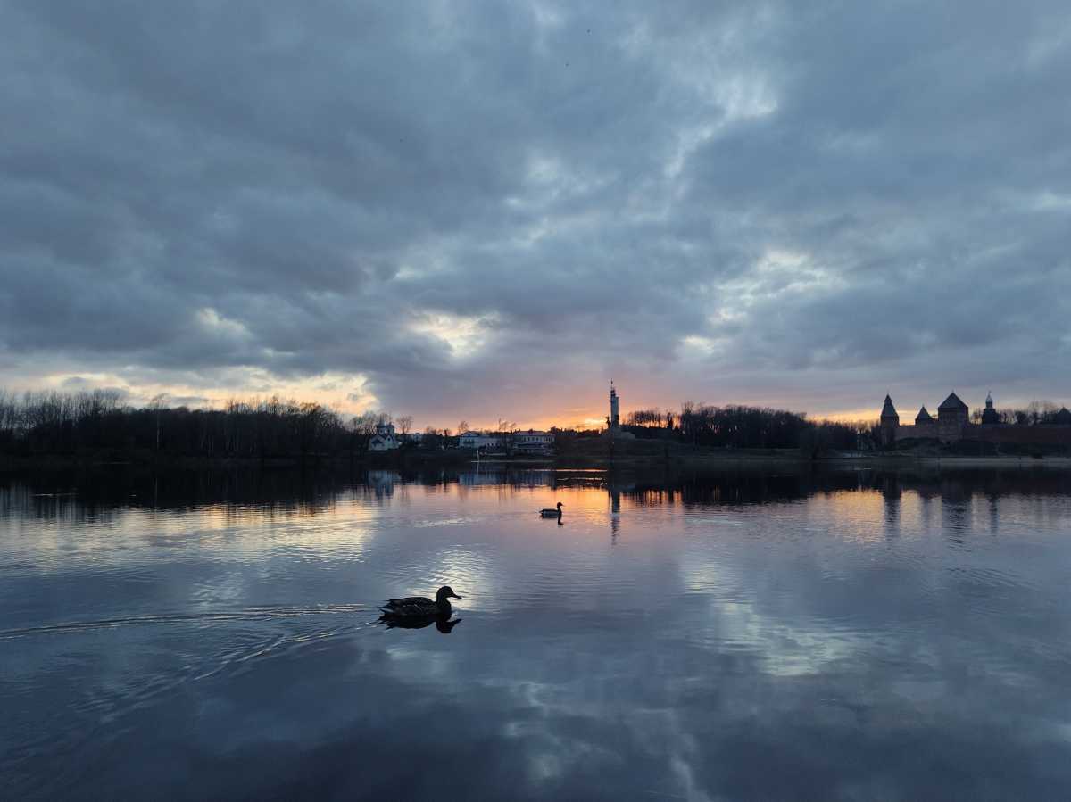 Циклон с Атлантики несёт в Новгородскую область снег и дождь