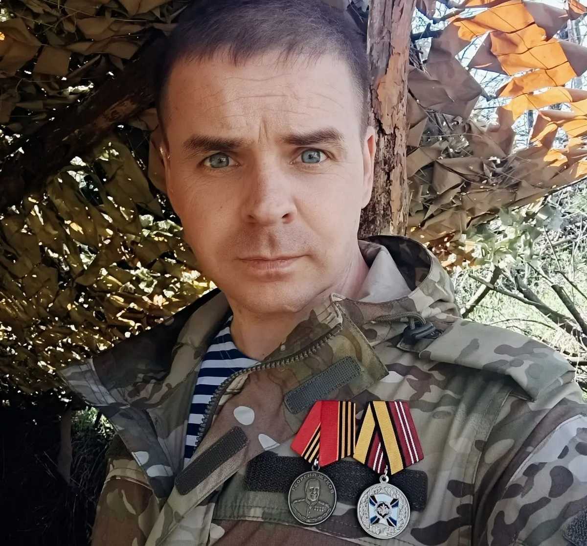 Новгородский депутат Анатолий Севостьянов получил воинские награды в зоне СВО