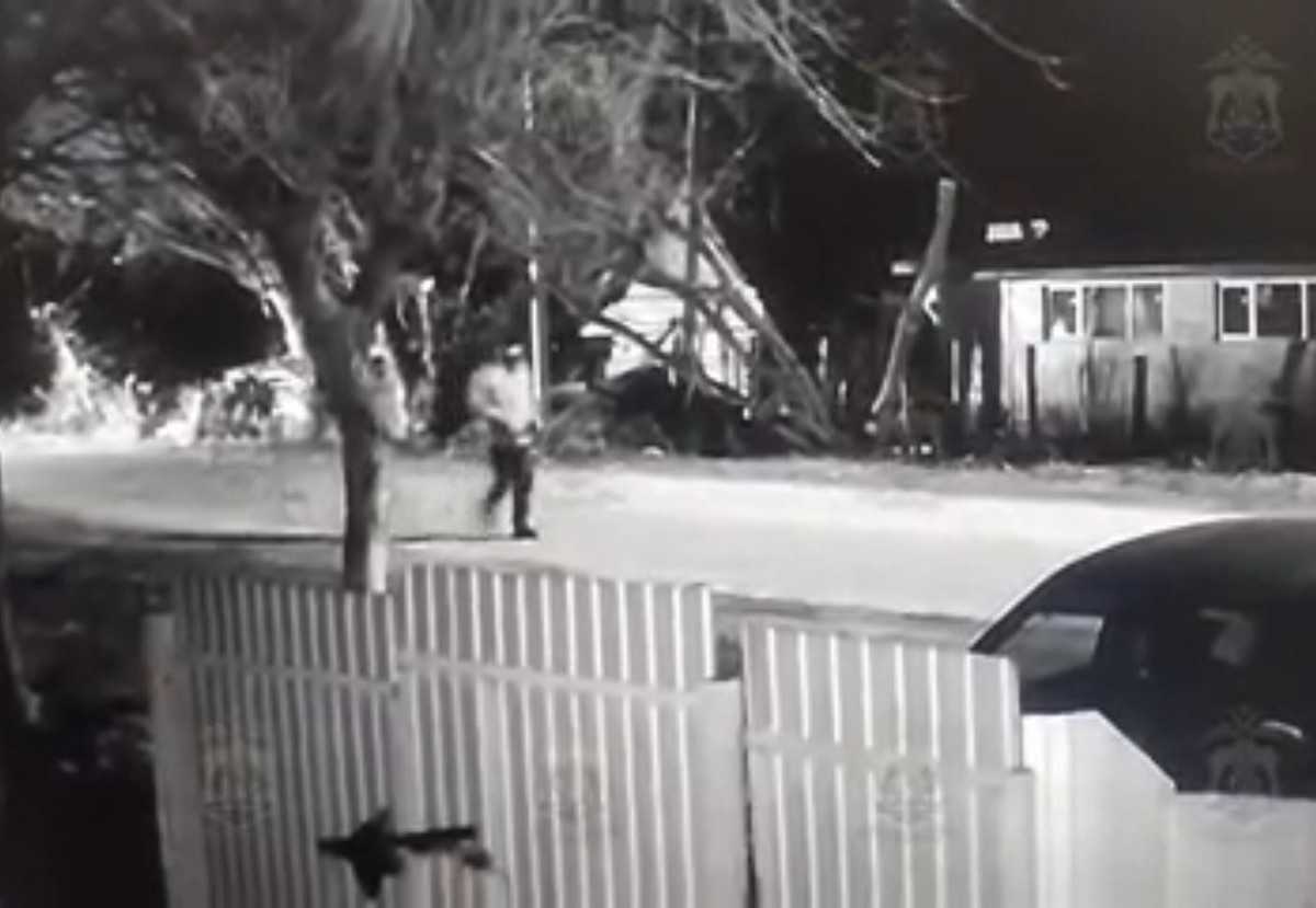 Подозреваемого в разбое маловишерца нашли по отпечаткам пальцев на телефоне жертвы