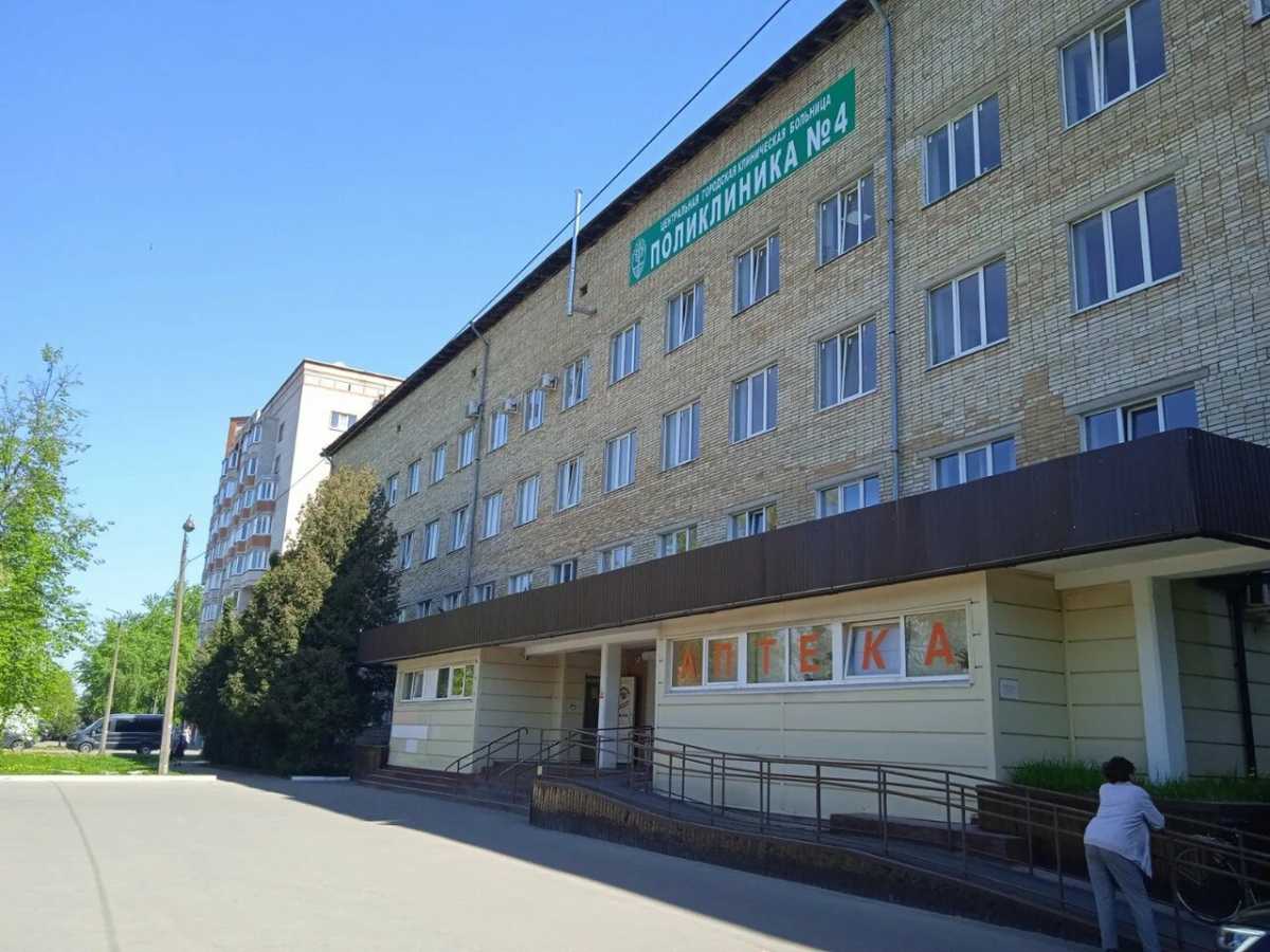 Гинекологи, урологи и неврологи новгородской поликлиники №4 переедут в поликлинику №3