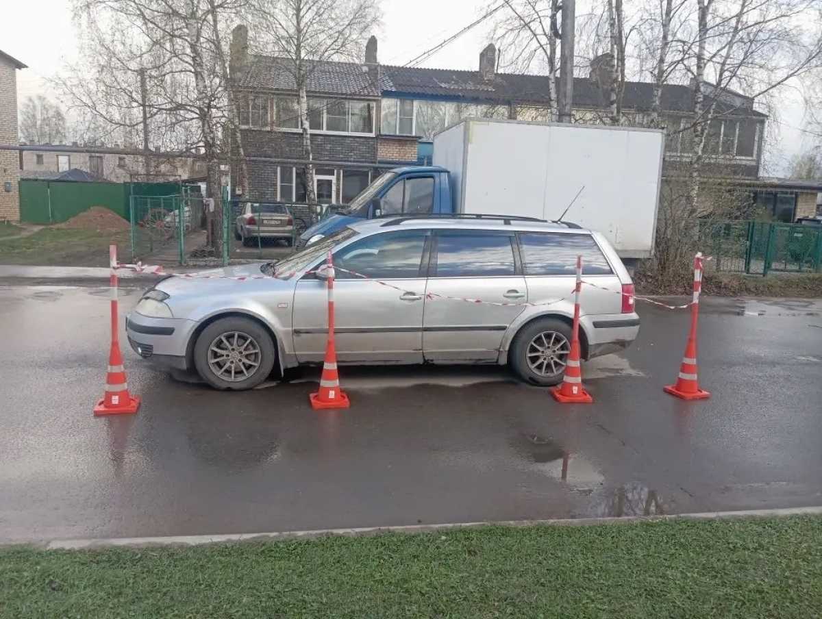 В деревне Лесная Новгородского округа автомобиль сбил 11-летнего велосипедиста