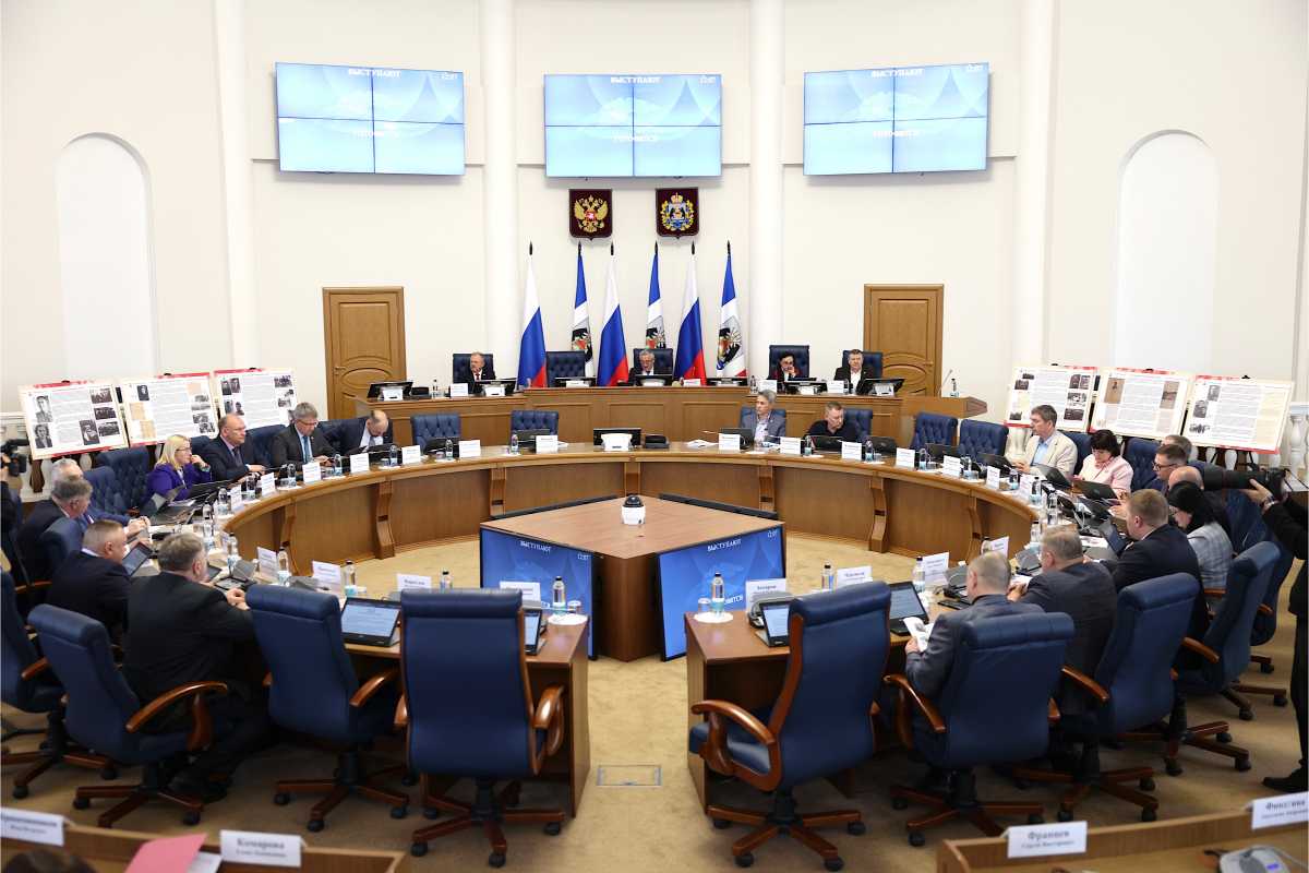 Новгородские депутаты предложили изменить закон о продаже алкоголя на плавучих объектах