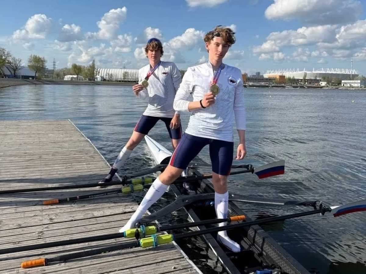 Четыре золота и два серебра выиграли новгородские гребцы на всероссийской регате