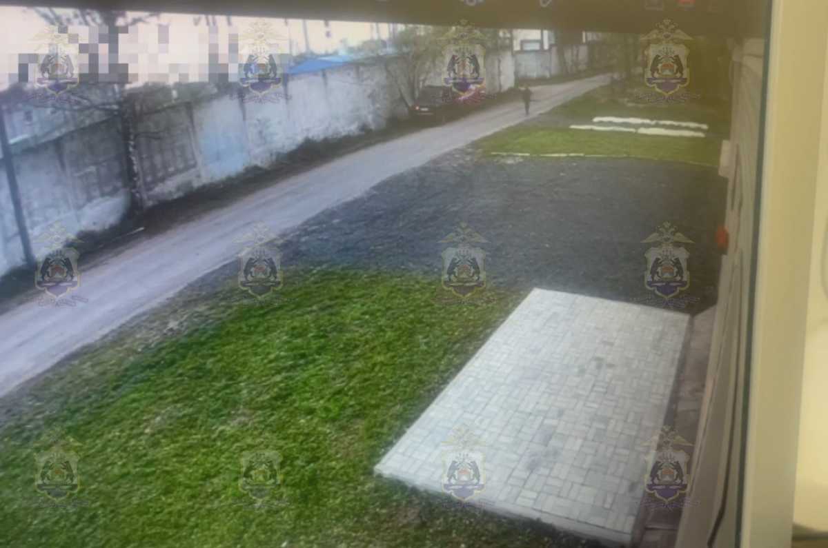 Третьеклассник с другом угнали машину и попали в ДТП в Малой Вишере