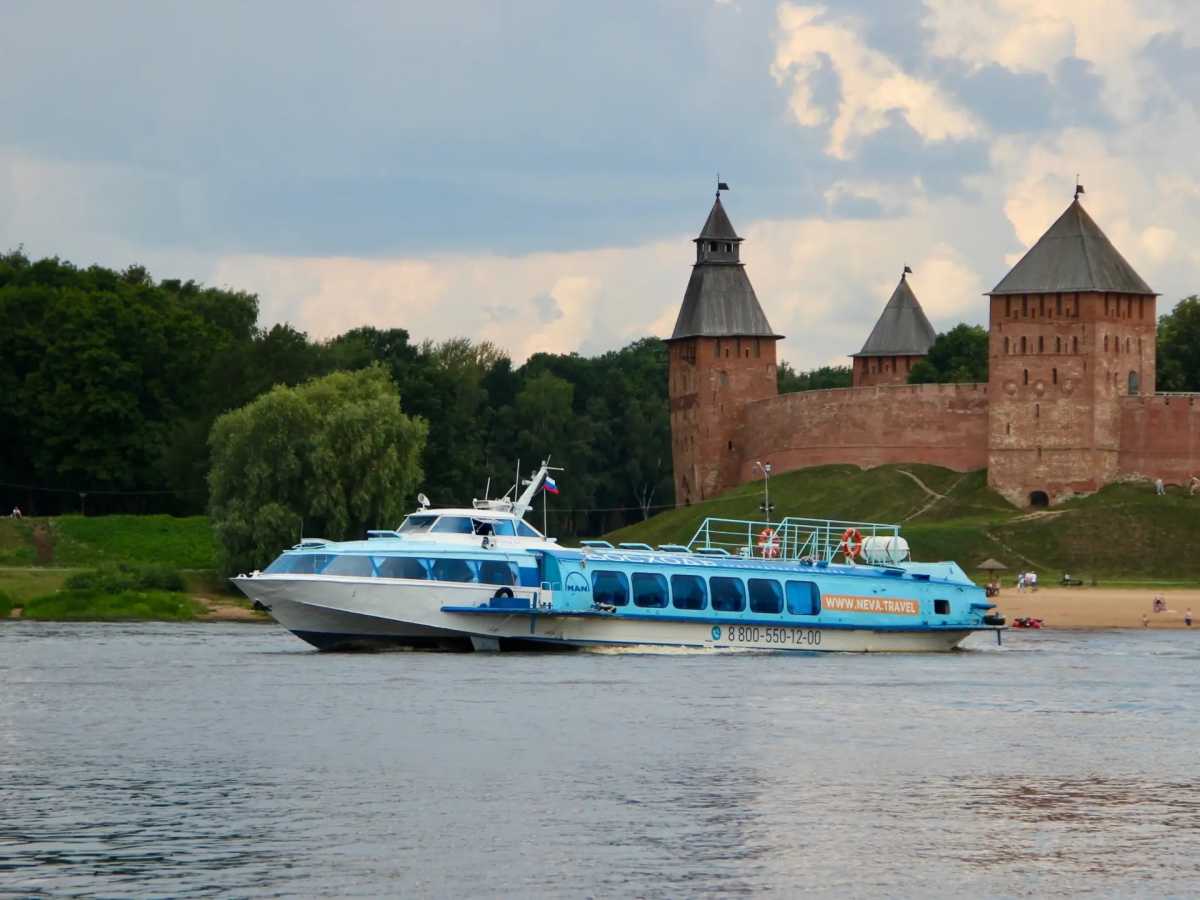 Судно «Восход» не будет курсировать между Великим Новгородом и Взвадом минимум до августа Судно «Восход» не будет курсировать между Великим Новгородом и Взвадом минимум до августа