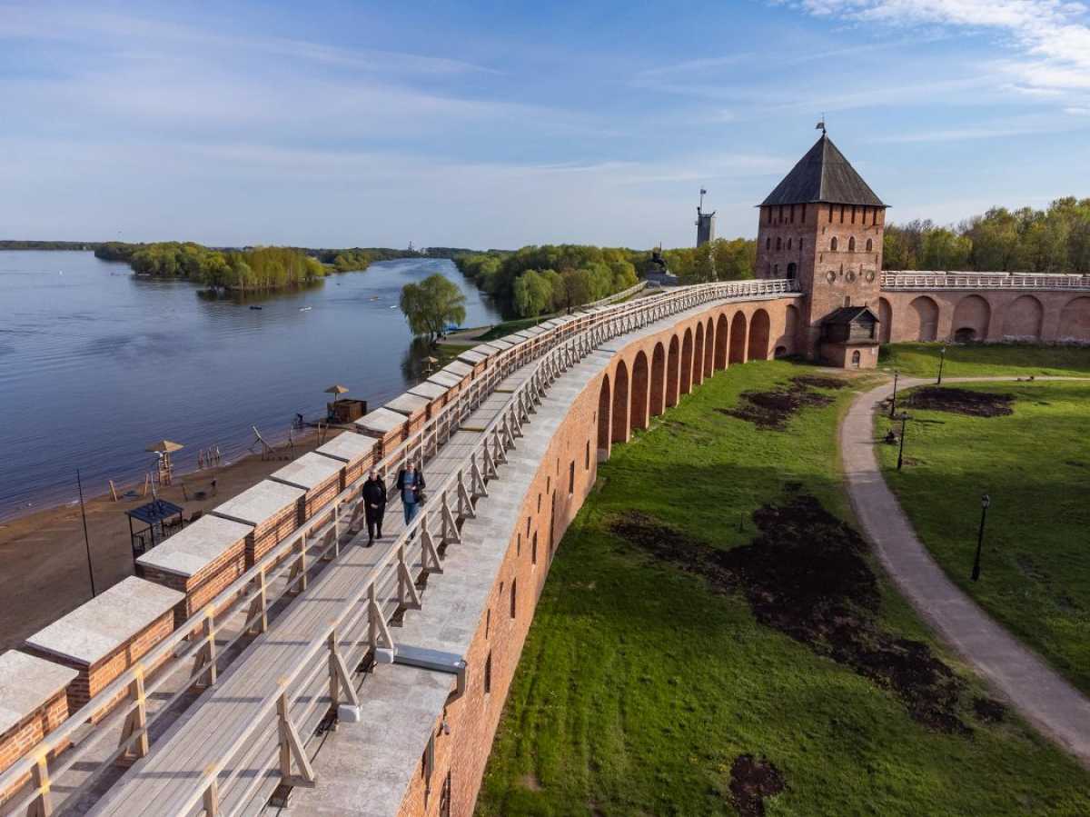 Опубликована программа уличного фестиваля «Новгородское лето» на выходные Опубликована программа уличного фестиваля «Новгородское лето» на выходные