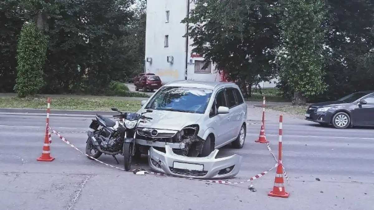 Более 180 пострадавших в ДТП поступило в больницы Великого Новгорода с начала года Более 180 пострадавших в ДТП поступило в больницы Великого Новгорода с начала года