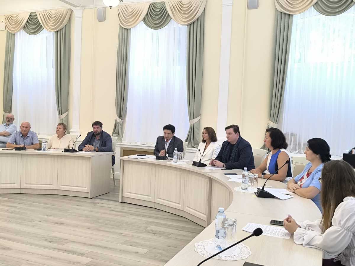 В Великом Новгороде стартовала «Державинская неделя» В Великом Новгороде стартовала «Державинская неделя»