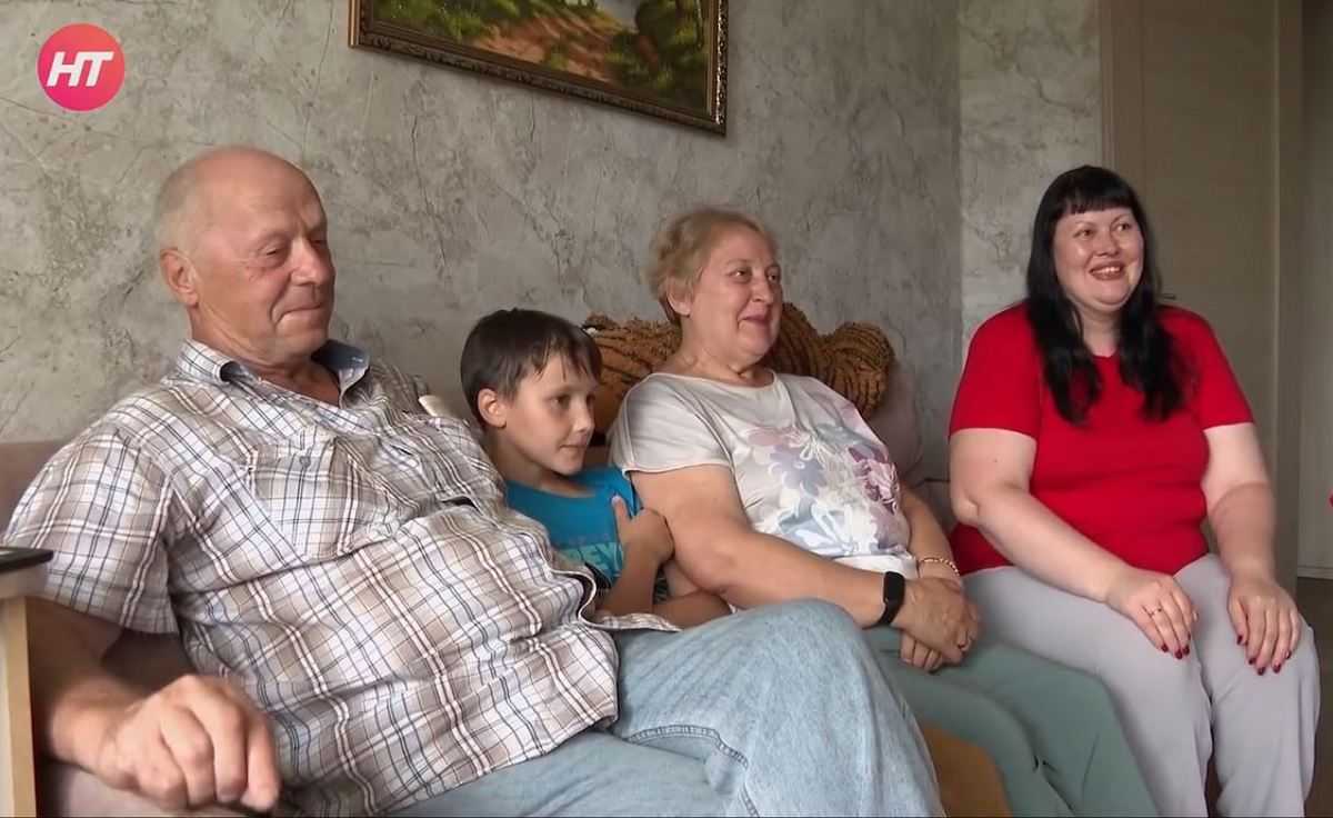 Новгородская семья Сорокиных рассказала, насколько важно уметь смеяться над собой Новгородская семья Сорокиных рассказала, насколько важно уметь смеяться над собой
