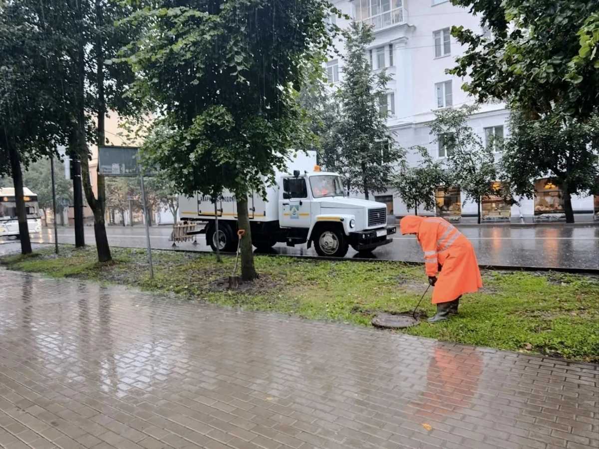Без света в Новгородской области остаются более 9 тысяч жителей Без света в Новгородской области остаются более 9 тысяч жителей