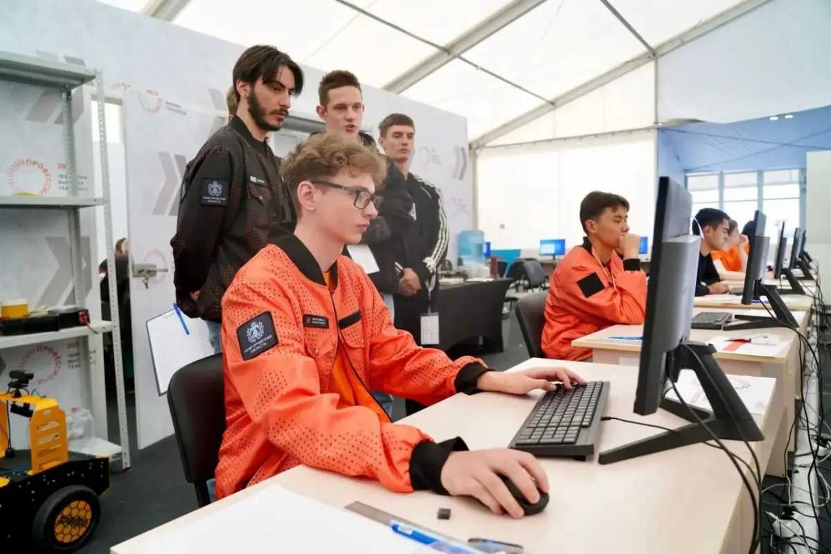 На финал ЧВТ в Великий Новгород приедут более 15 тысяч участников На финал ЧВТ в Великий Новгород приедут более 15 тысяч участников