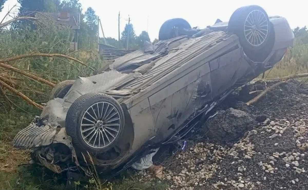 Ночью на трассе А-122 в Мошенском округе в ДТП погибла женщина Ночью на трассе А-122 в Мошенском округе в ДТП погибла женщина