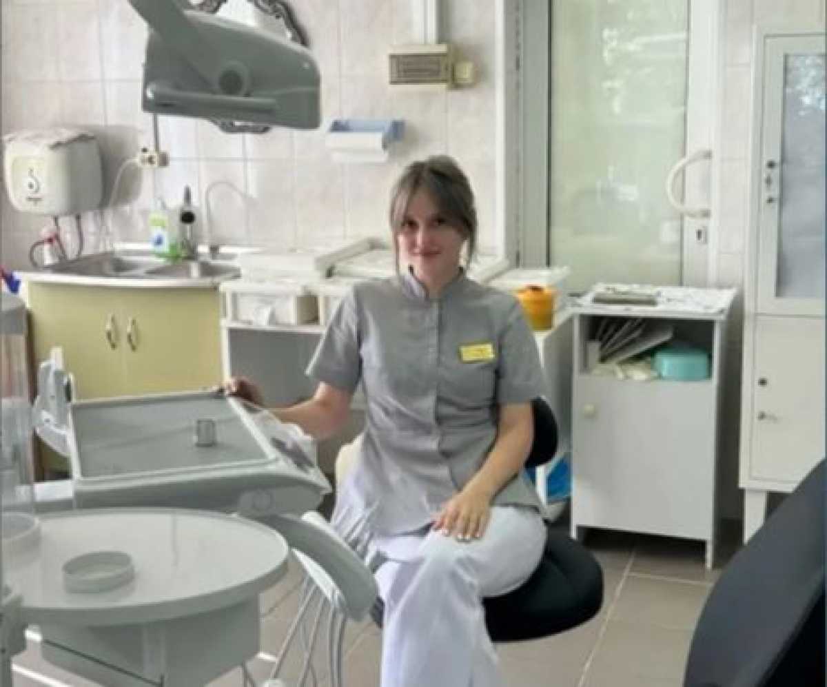 В Холме пациентов принимает новый стоматолог В Холме пациентов принимает новый стоматолог