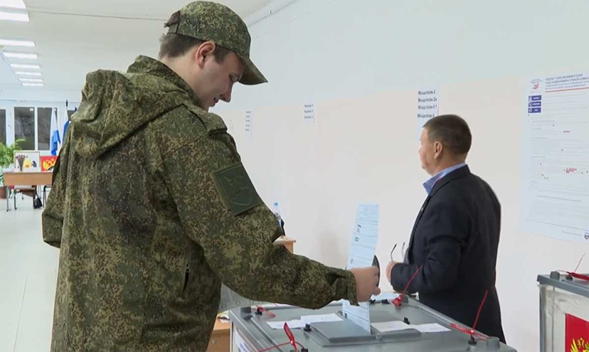 Участник СВО проголосовал на выборах в Новгородской области Участник СВО проголосовал на выборах в Новгородской области