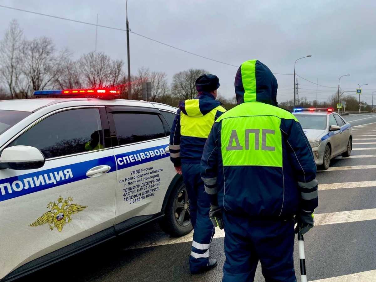 За ночь в Боровичах остановили двоих пьяных водителей-рецидивистов За ночь в Боровичах остановили двоих пьяных водителей-рецидивистов