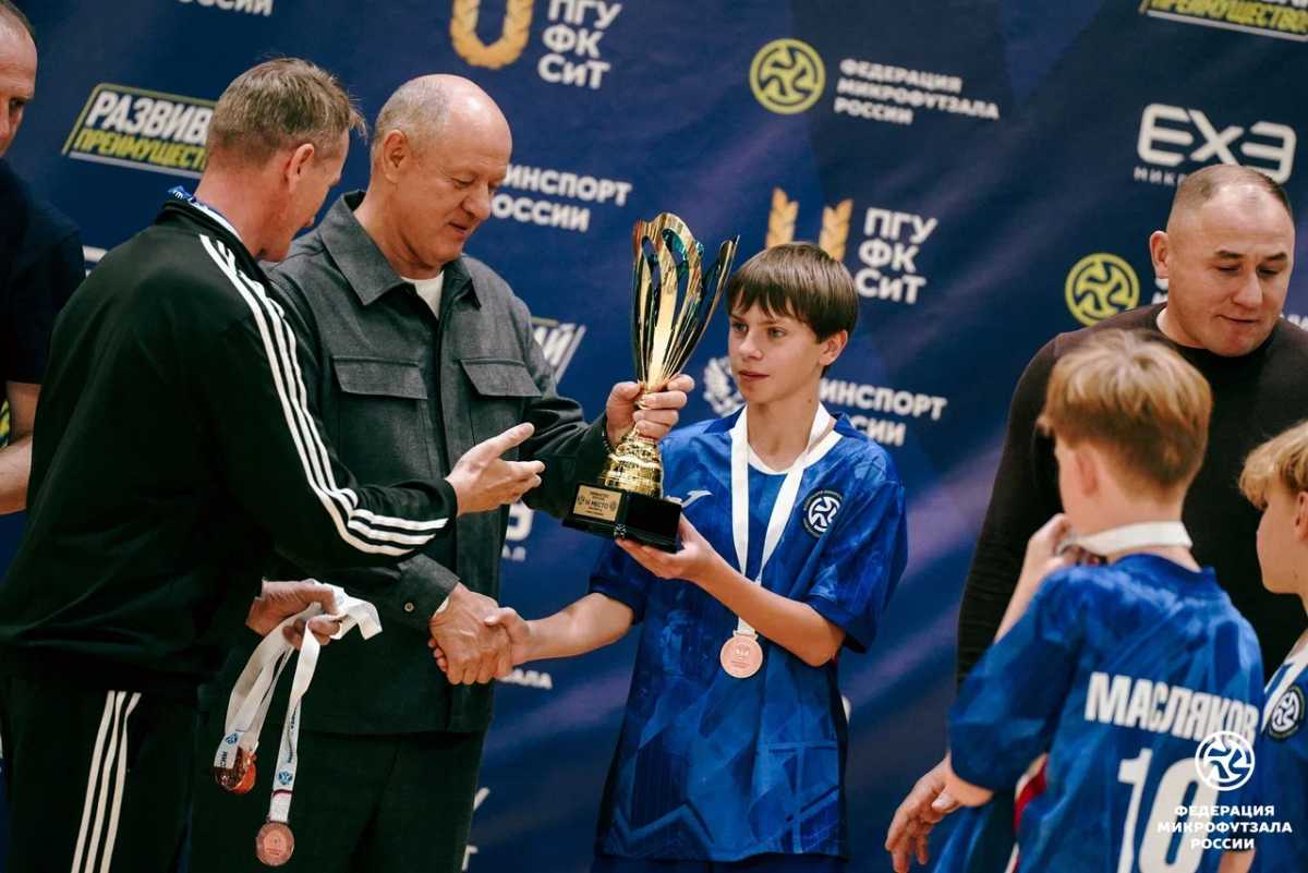 Новгородцы выиграли бронзу первенства России по микрофутзалу Новгородцы выиграли бронзу первенства России по микрофутзалу