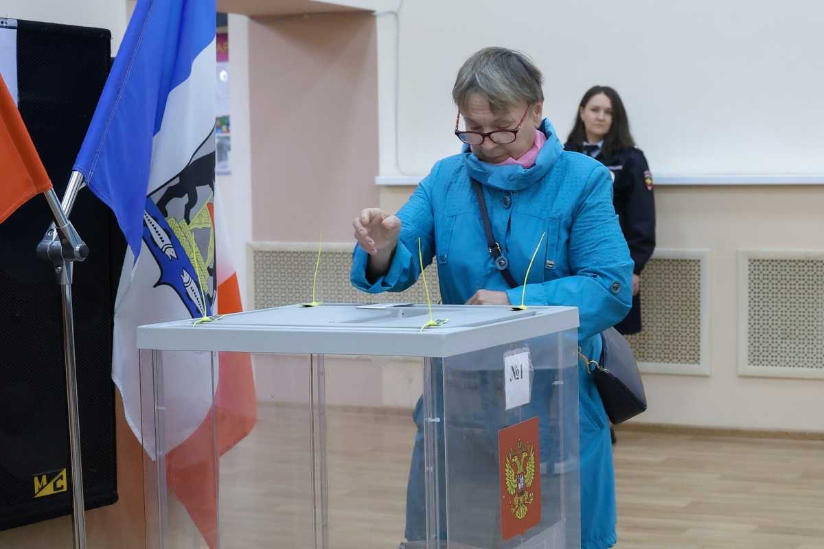 Александр Дронов поблагодарил жителей Новгородской области за голосование на выборах Александр Дронов поблагодарил жителей Новгородской области за голосование на выборах