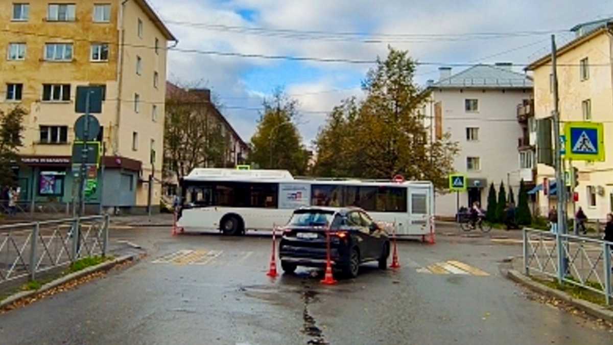 Два ДТП с пострадавшими произошли в Новгородской области за сутки Два ДТП с пострадавшими произошли в Новгородской области за сутки