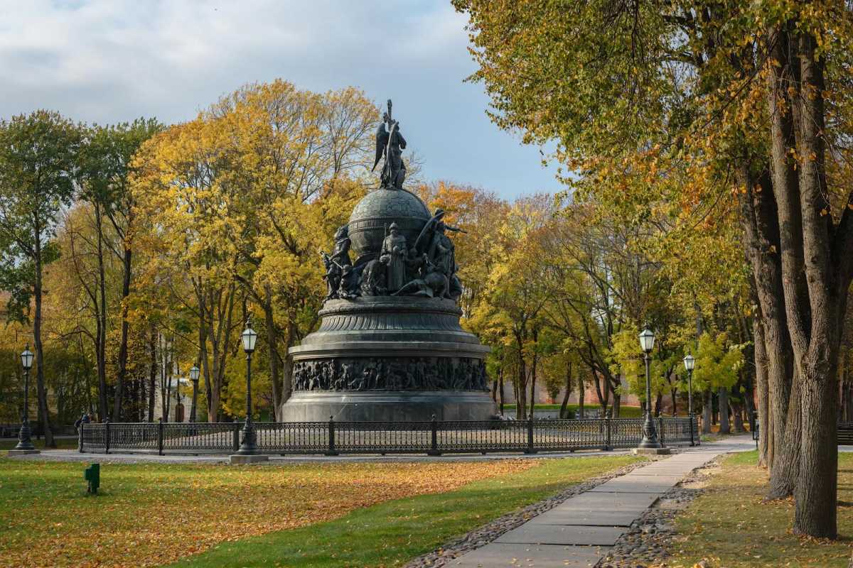 Празднование 1170-летия российской государственности пройдёт в Великом Новгороде Празднование 1170-летия российской государственности пройдёт в Великом Новгороде
