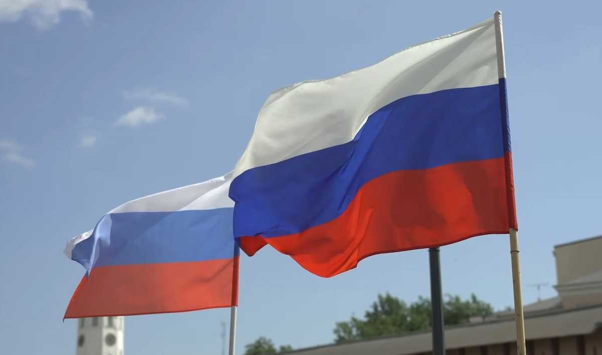 В России отмечают День воссоединения с ДНР, ЛНР, Запорожской и Херсонской областями В России отмечают День воссоединения с ДНР, ЛНР, Запорожской и Херсонской областями