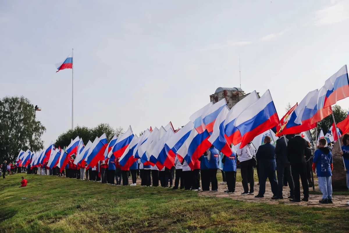 Новгородская область помогает Запорожью ремонтировать школы, детсады и больницы Новгородская область помогает Запорожью ремонтировать школы, детсады и больницы