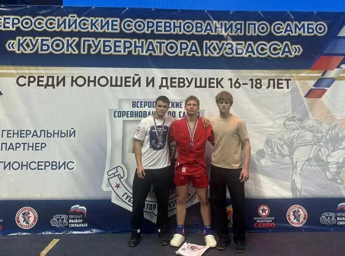 Новгородский дзюдоист взял золото всероссийских соревнований «Северная Венеция» Новгородский дзюдоист взял золото всероссийских соревнований «Северная Венеция»