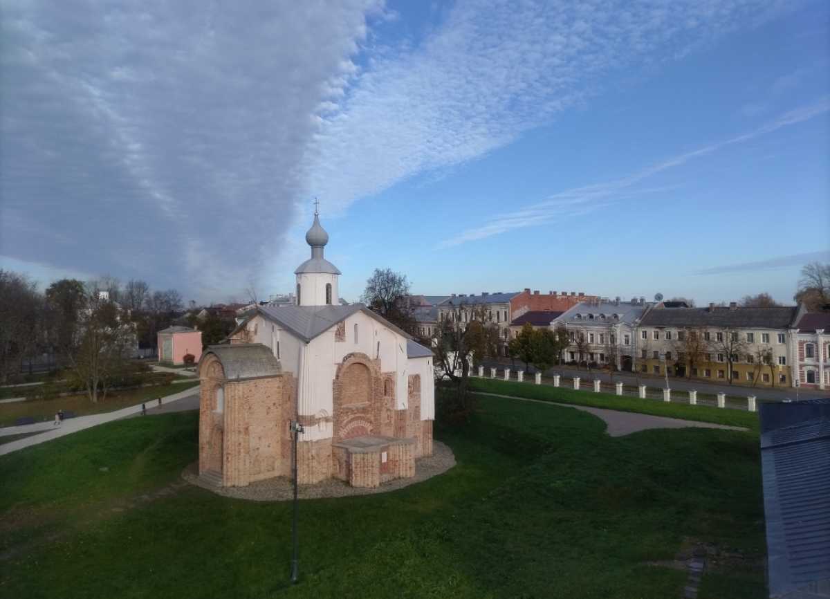 Антициклон подарит новгородцам ещё два солнечных дня Антициклон подарит новгородцам ещё два солнечных дня