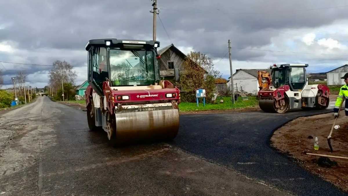 В Пестовском округе досрочно завершают ремонт дороги В Пестовском округе досрочно завершают ремонт дороги