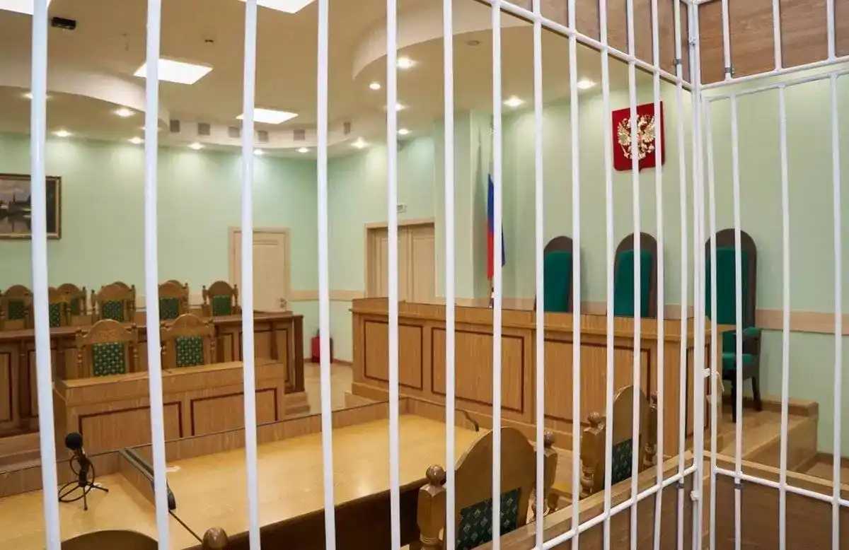 Бывшего судью Новгородского районного суда приговорили к 6 годам колонии за взятку Бывшего судью Новгородского районного суда приговорили к 6 годам колонии за взятку
